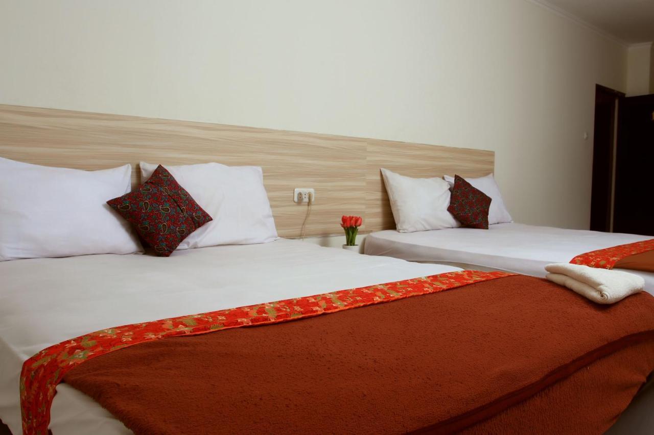 Bantal Guling Trans Hotel Bandung Exterior foto