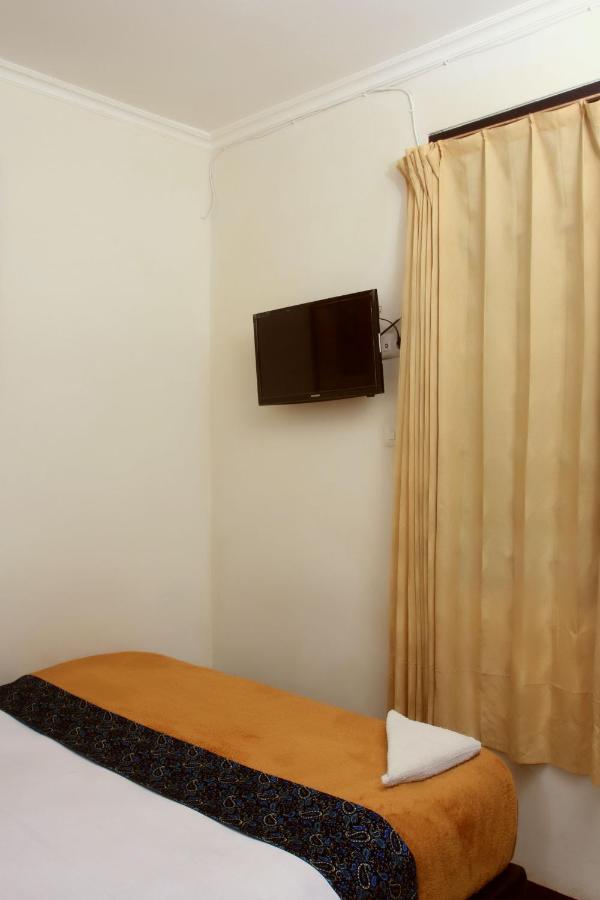 Bantal Guling Trans Hotel Bandung Exterior foto